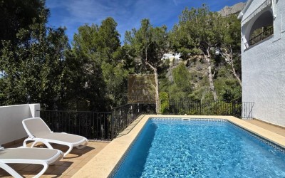 Chalet, en buen estado de mantenimiento, en Sierra de Altea.